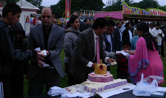 Queen's Diamond Jubilee celebrations in Southall Park