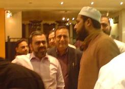 Inzamam-ul-Haq with Dalawar Chaudhry at Chaudhry's TKC in Southall - June 2008