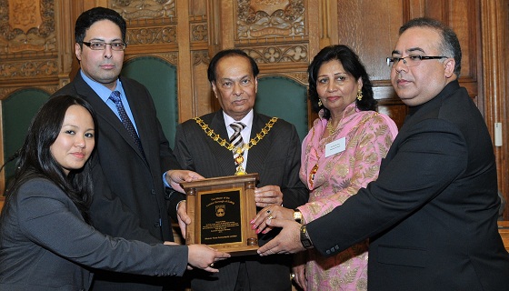 Weaver Rose award at Mayor's Parlour